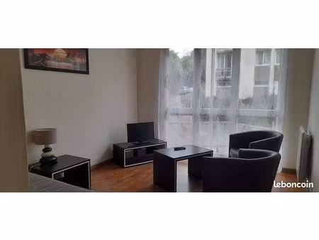loue appartement meuble