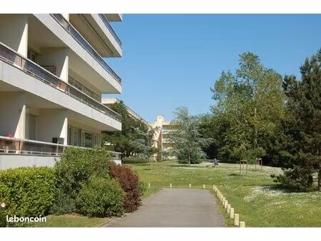 loue t1bis caudéran