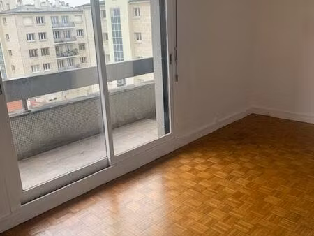 studio non meublé à paris 16 * location etudiante
