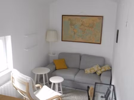 t2 meublé en duplex