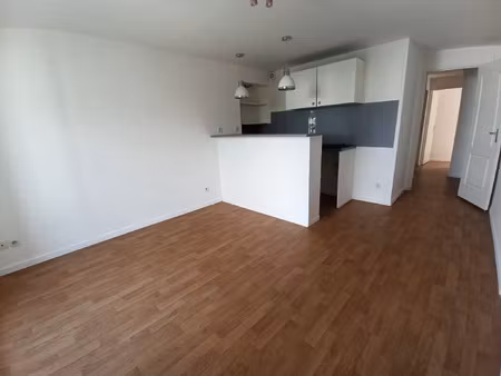 location appartement 2 pièces 42 m² à saint-martin-d’hères (38400)