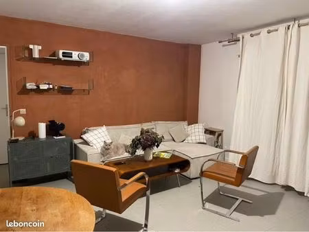 appartement t2 meublé en sous location
