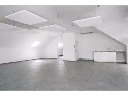bureaux modernes et lumineux à louer