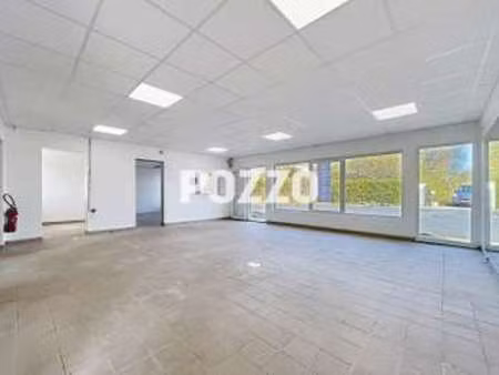 location bureaux et commerces à cherbourg-en-cotentin (50100) : à louer / 183m² cherbourg-