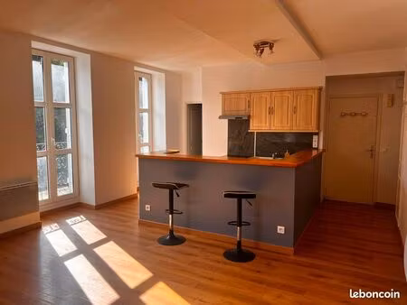 location t3 à bagnères de bigorre