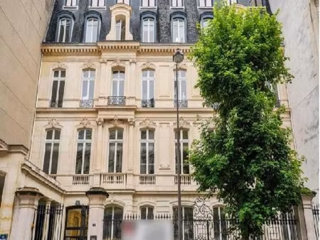 location bureaux 230 m² à 553 m²