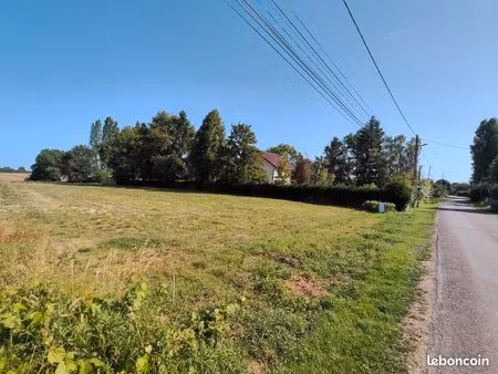 terrain constructible 2810 m2