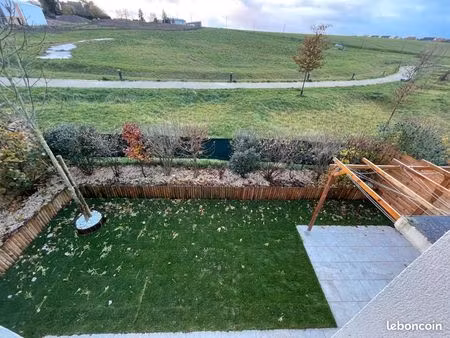 duplex de 63m2 avec jardin sans vus à vis et 2 places de parking