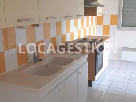 appartement t3 de 69m² et 2 parkings