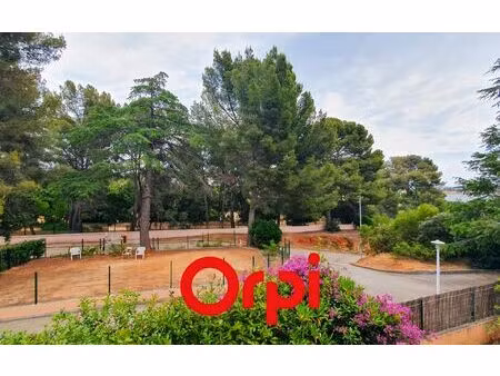 location appartement, m² t-1 à bandol, 725 €