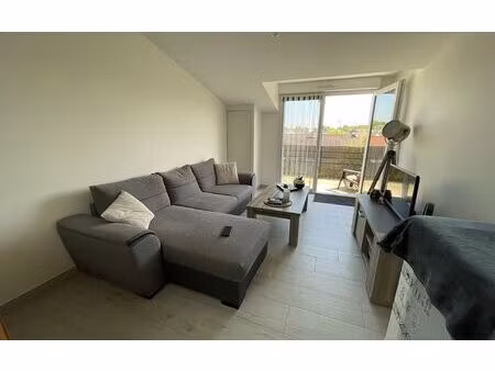 location appartement, m² t-2 à fleury-les-aubrais, 638 €