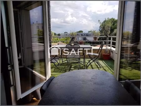 mérignac centre: appartement en attique avec terrasse