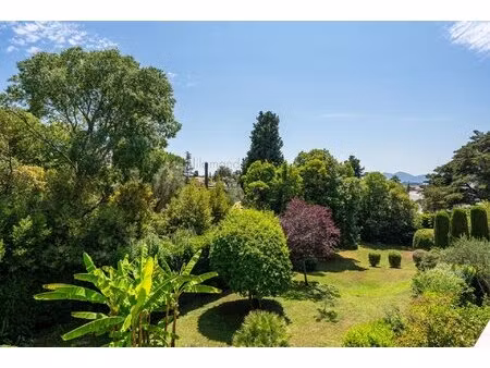 cannes montrose - grand 2 pieces parfait etat - terrasse - parking