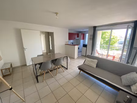 appartement 3 pièces - poitiers est