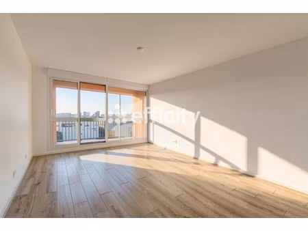 appartement 3 pièces - 77 m²