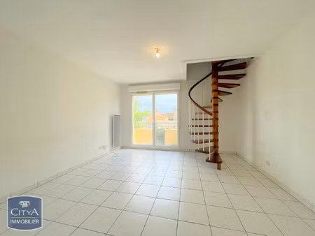 appartement à louer 2 pièces 44.1 m² - libourne (33) - 670€