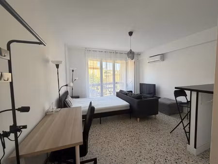 location appartement 1 pièce 30 m² à aix-en-provence (13100)