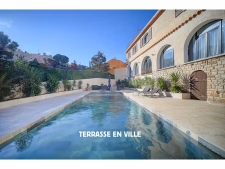 la ciotat - figuerolles - maison d'architecte t9 - 400m2 - j