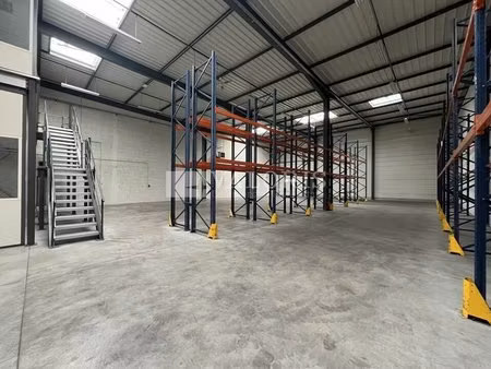 location local d’activités oullins 69600 656m²