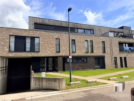 appartement te koop in bekkevoort met 3 slaapkamers