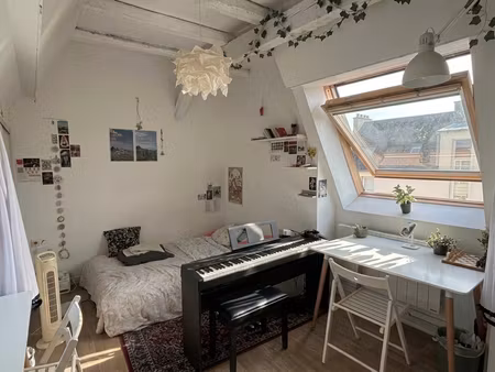 studio de 16m² , quartier lamartine, vendu meublé.