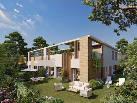 appartement de luxe à vendre dans le quartier plan de la mer-fregate-rampale-alon
