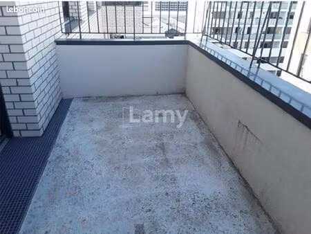 appartement 1 pièce 32 m²
