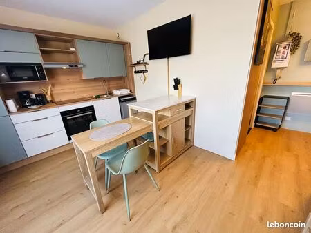 studio 1 pièce 25 m²