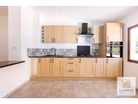 maison de ville 6 pièces 140 m²