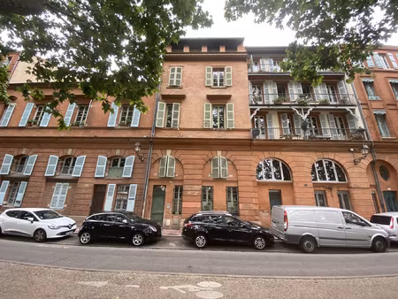 beau t3 - quai lombard