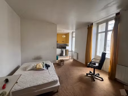quartier gare studio a renover
