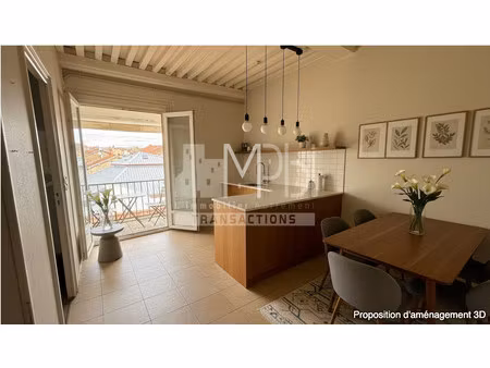 studio de 32m2 avec balcon à rénover