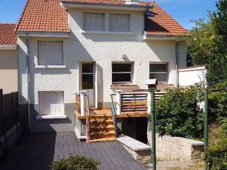 maison de ville à louer
