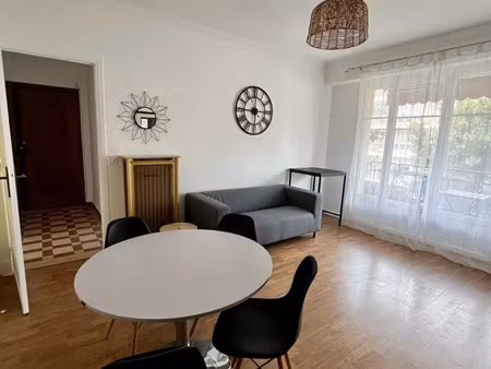 location appartement 2 pièces 45 m² à nice (06100)