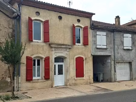 maison de village avec travaux. toit terrasse. garage