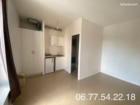 studio 1 pièce 16 m²