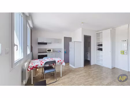 studio meublé la roche sur yon