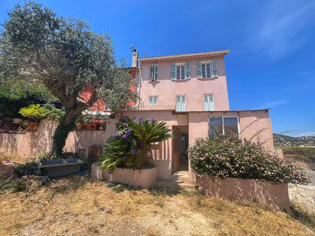 maison carqueiranne 6 pièce(s) 100 m2