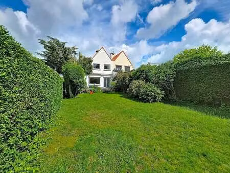 maison 4ch dans un quartier d'exception avec jardin