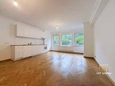 en bon etat - appartement de 57,5m² avec 1 chambre