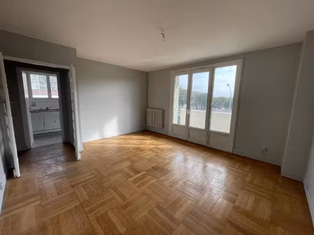 location appartement 4 pièces 79 m² à toulouse (31200)