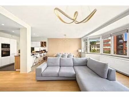 bois de la cambre - joli appartement 2ch - 120m²