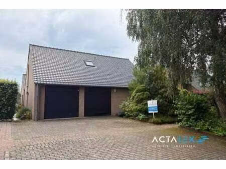 mouscron, clos du maubourget, 5 – villa avec double garage
