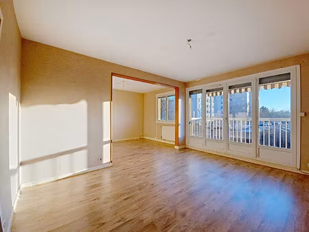 appartement bourg en bresse - 4 pièce(s) - 77 m2
