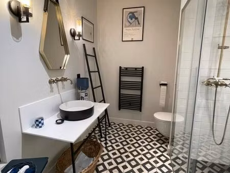 studio 1 pièce 47 m²