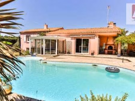 vente maison piscine à saint-révérend (85220) : à vendre piscine / 160m² saint-révérend