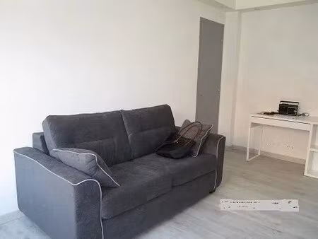 studio de 25m² avec loggia et cave