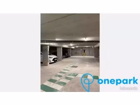 parking/box 12 m² roissy en france