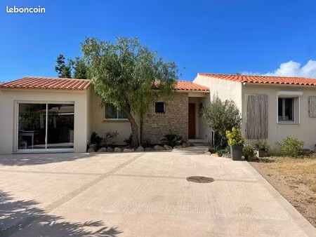 villa 5 pièces 101 m²