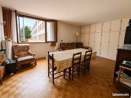 appartement 5 pièces 101 m²